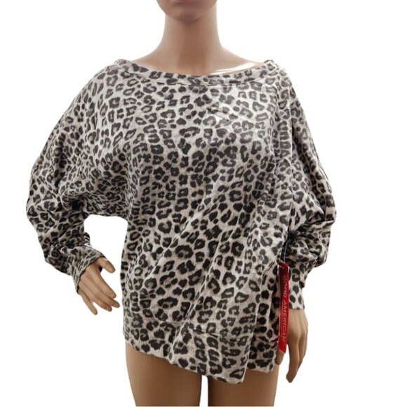 Good American Snow Leopard Sweater   NWT - Picture 7 of 8